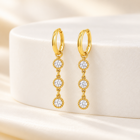 Aretes Dorados con Tres Cristales en Cascada en Stainless Steel
