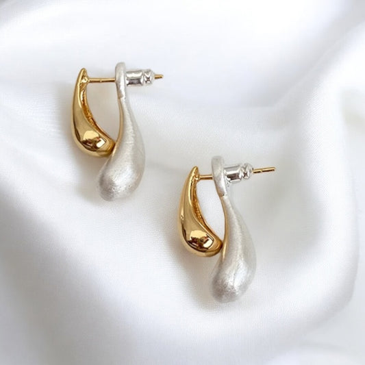 AretesenFormadeGotaconAcabadoMateyBrillante