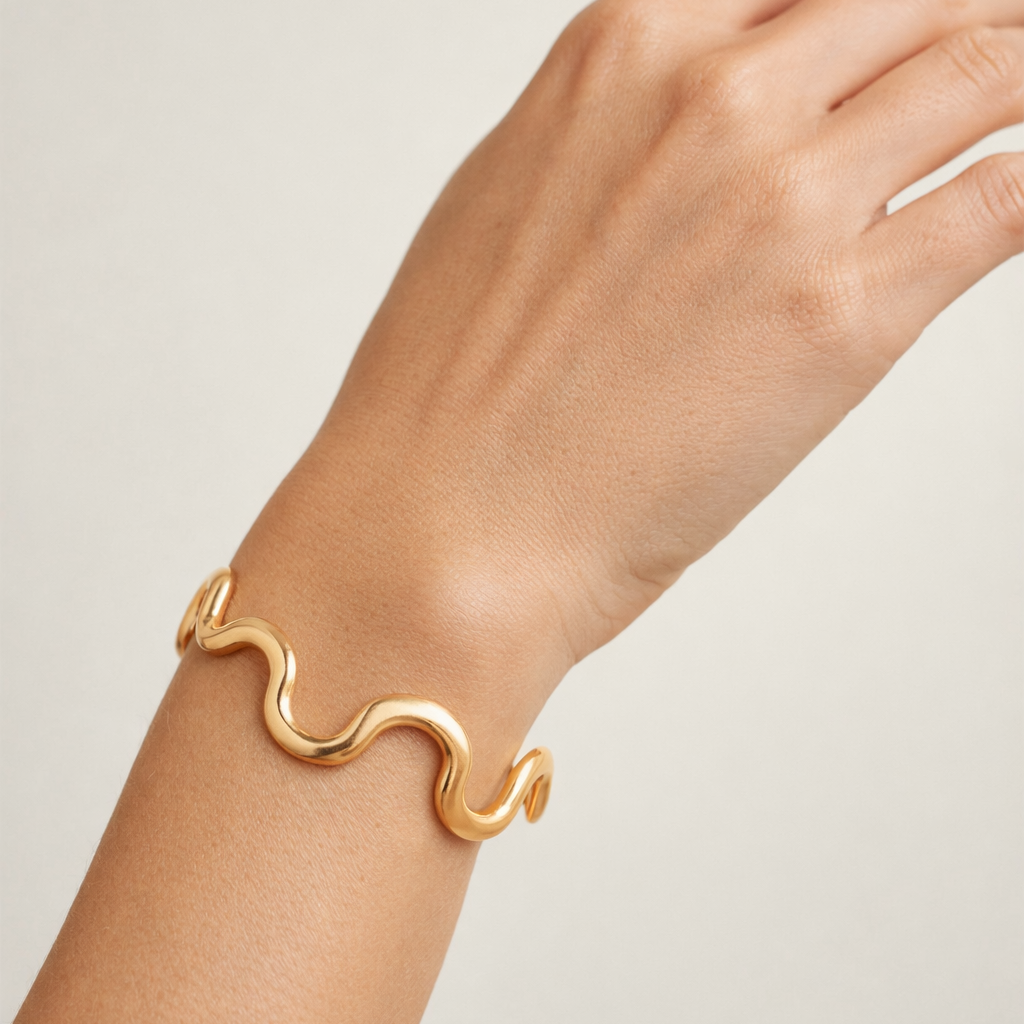 Brazalete Ondulado Dorado (Ajustable)