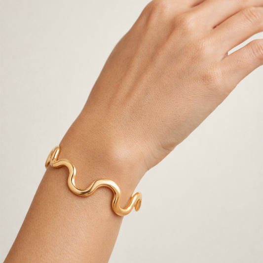 Brazalete Ondulado Dorado (Ajustable)