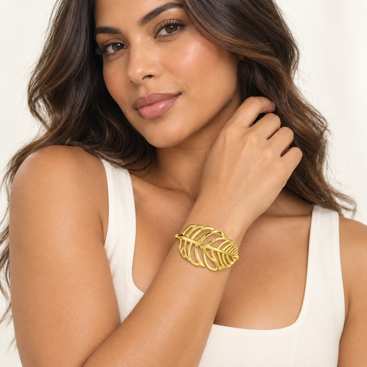 Brazalete de Hoja Tropical en Stainless Steel Dorado