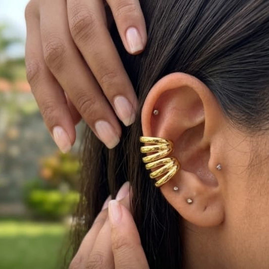 Ear Cuff Ondulado en Stainless Steel