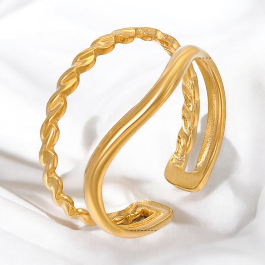 Sortija Abierta en Stainless Steel con Diseño Trenzado y Curvo – Estilo Único y Moderno