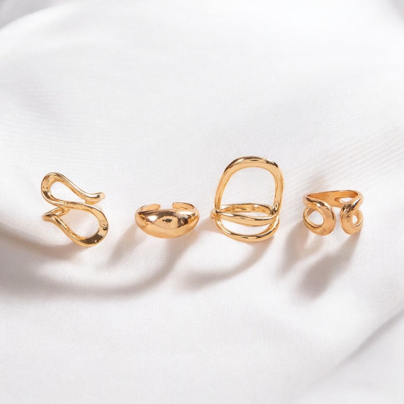 Set de Anillos Dorados de Diseño Moderno (4 Piezas) – Sofisticación y Tendencia en un Solo Pack